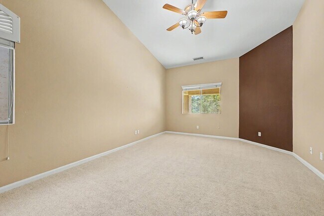 Building Photo - 472 W Pelican Dr