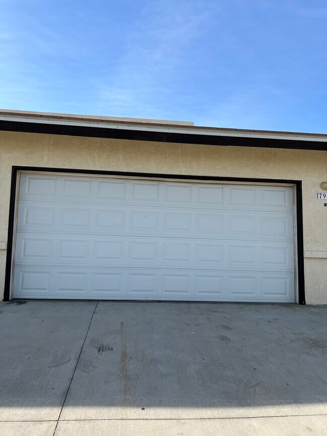 Building Photo - 79641 Avenue 42