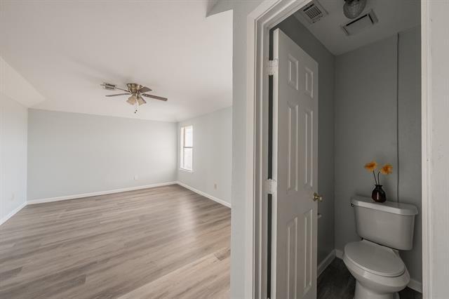 Building Photo - 420 Signal Hill Ct N