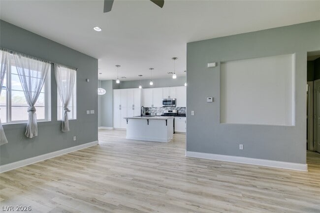 Building Photo - 6538 Grand Concourse St