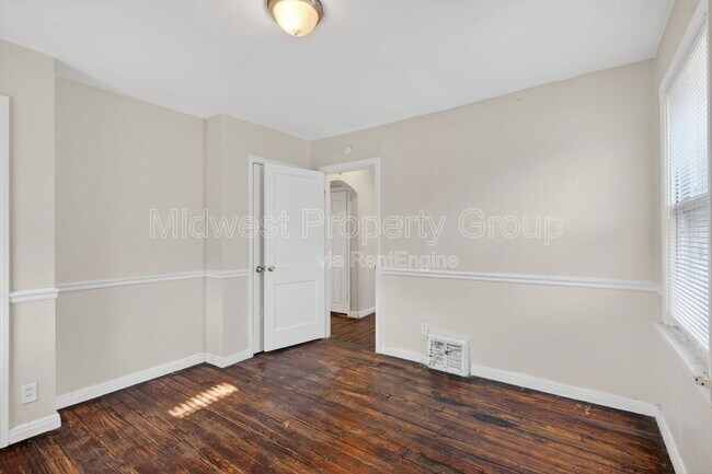 Building Photo - 9923 Jeffrey Dr