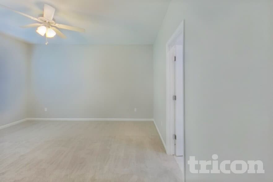 Building Photo - 10328 Pavnes Creek Dr