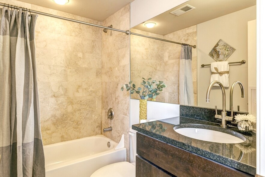 Bathroom #2 - 5631 Pershing Ave