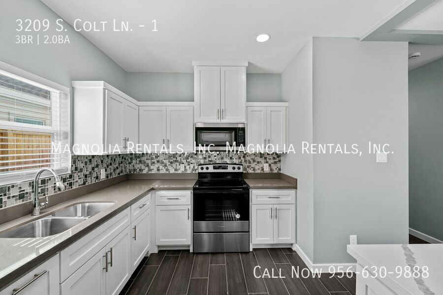 Building Photo - 3209 S Colt Ln