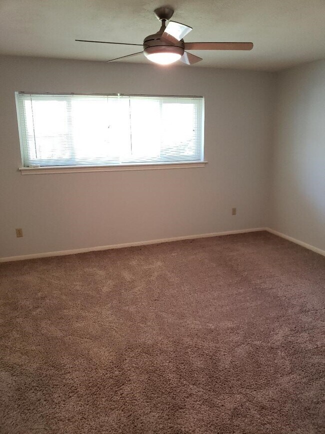Building Photo - 12314 Rincon Dr