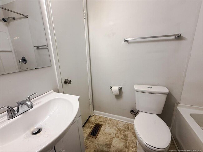 Building Photo - 4612 Friar Ave