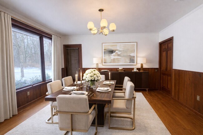 Building Photo - 520 Murray Hill Rd