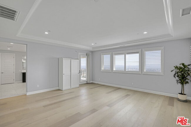 Building Photo - 20326 Liverpool Way