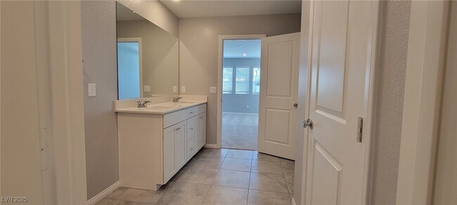 Building Photo - 3638 Modico Ln