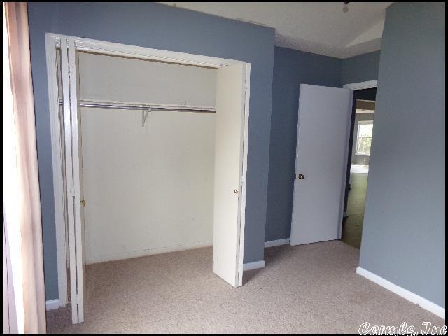 Building Photo - 14 Cedar Ridge Ct
