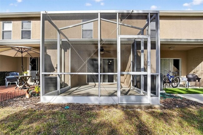 Building Photo - 15843 Fishhawk View Dr