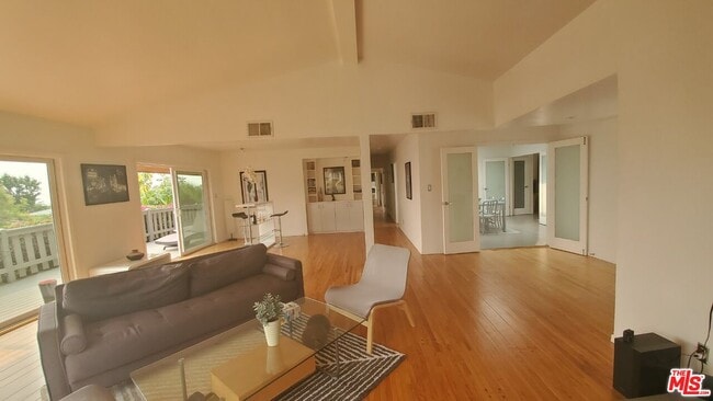 Building Photo - 1317 Devlin Dr