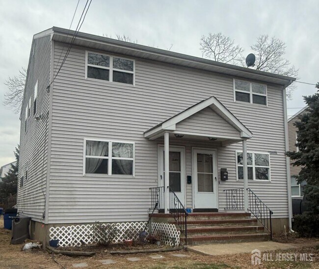 Building Photo - 710-712-712 Drake Ave