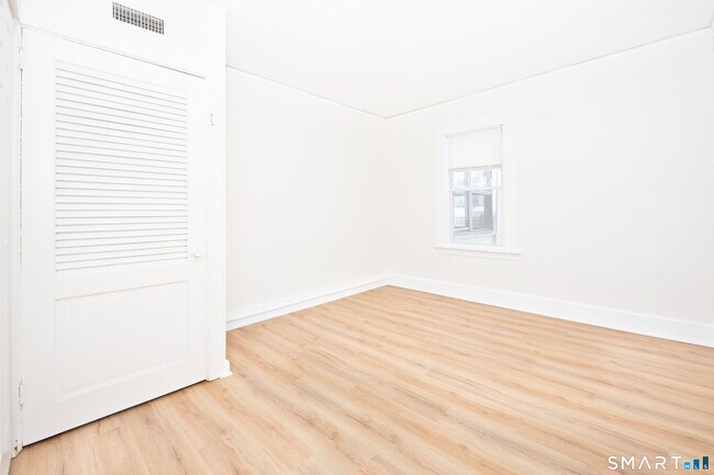 Building Photo - 110 Beaver St