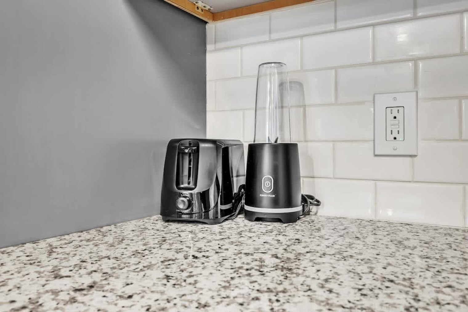 Building Photo - 514 Pleasant Dr