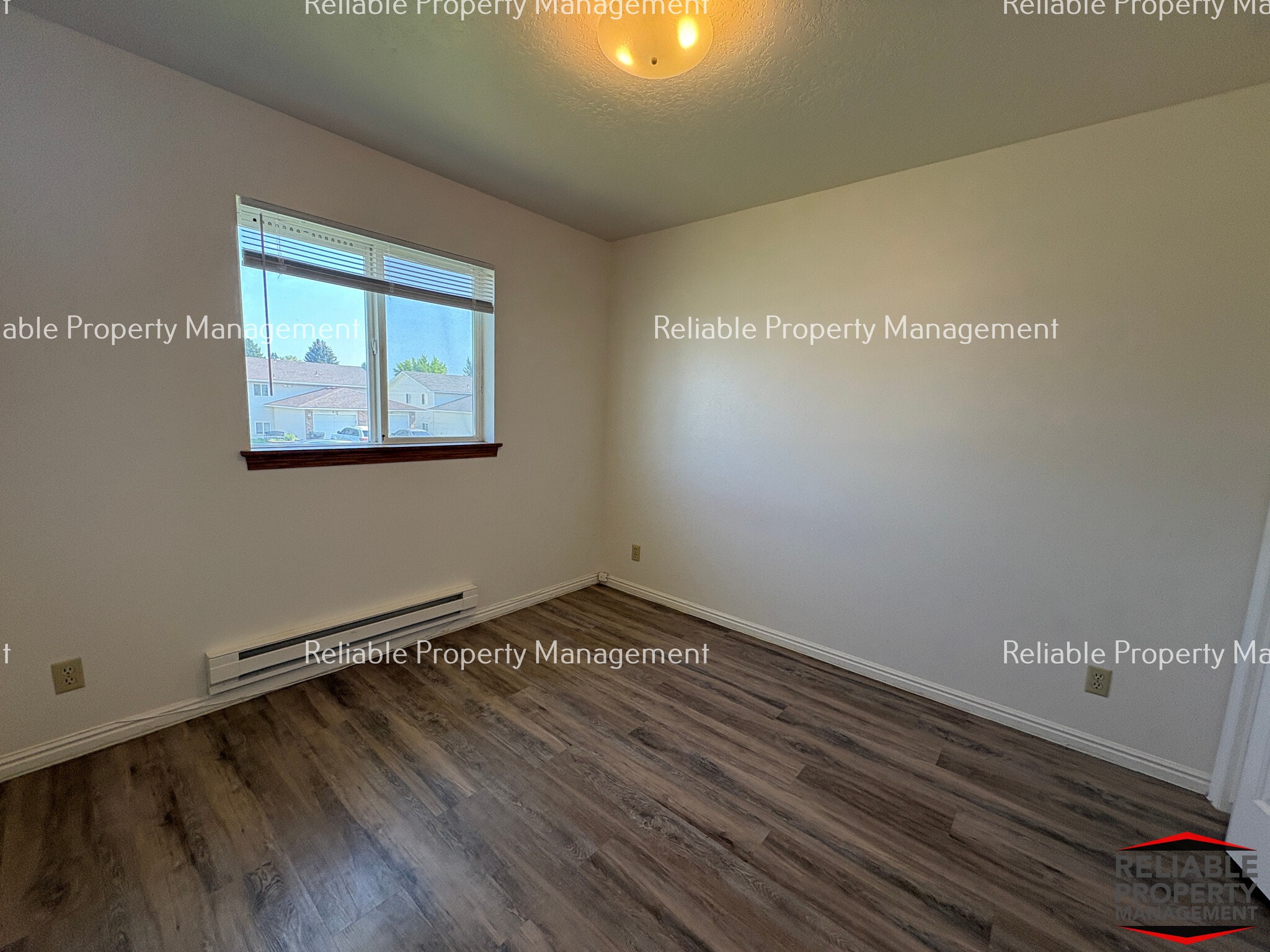 Building Photo - 2122 Meppen Dr