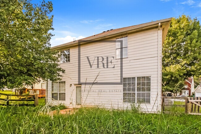 Building Photo - 6517 Chestnut Lake Crossing
