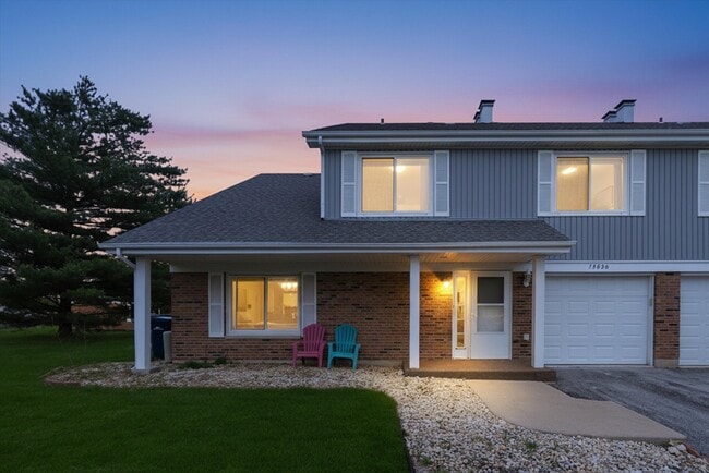 Building Photo - 15826 Farm Hill Dr