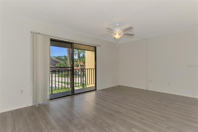 Building Photo - 935 Sunridge Way