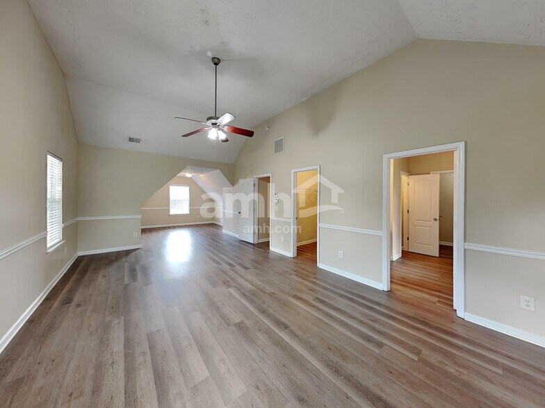 Building Photo - 131 Cottonbelle Dr