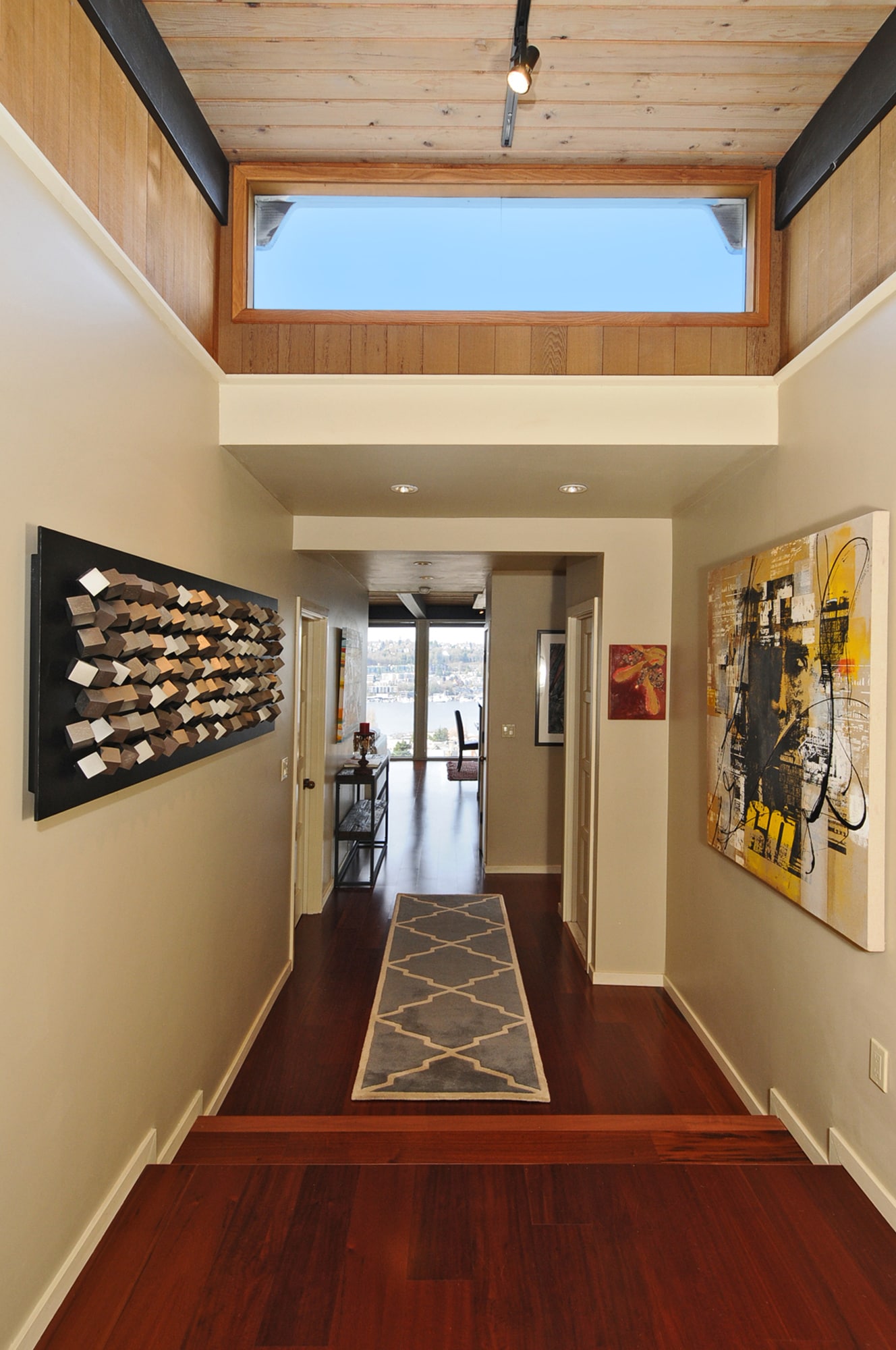 Building Photo - 1966 Harvard Ave E