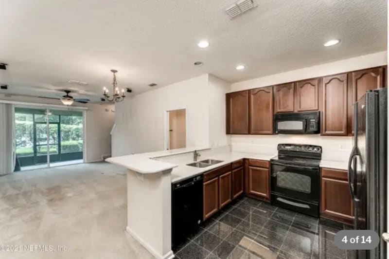 Building Photo - 12330 Sand Pine Ct