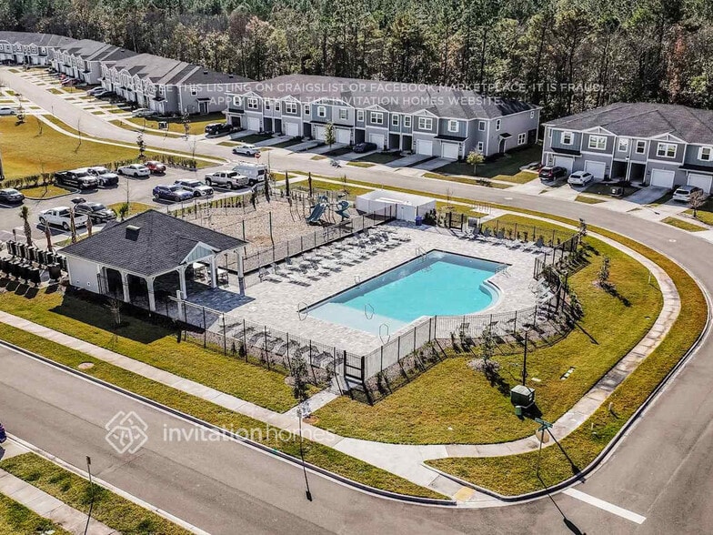 Building Photo - 571 Cherry Ridge Dr