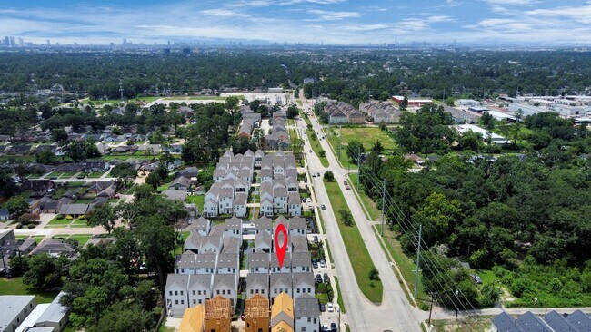 Building Photo - 5502 Wheatley St