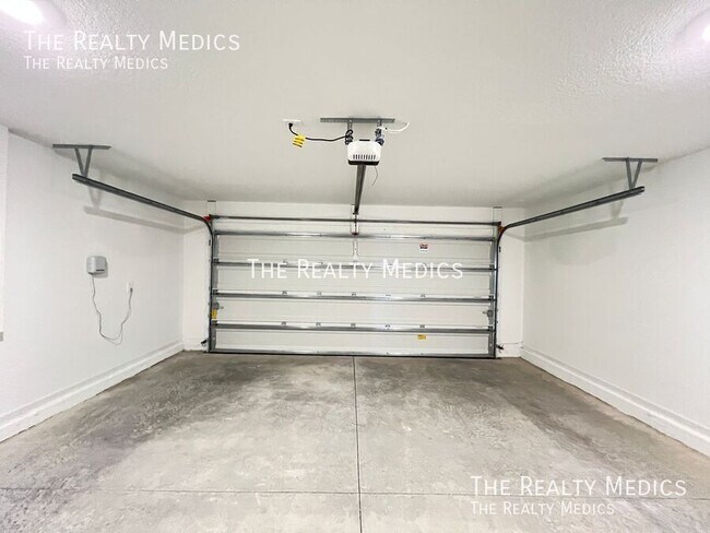 Building Photo - 1241 NW 48th Terrace