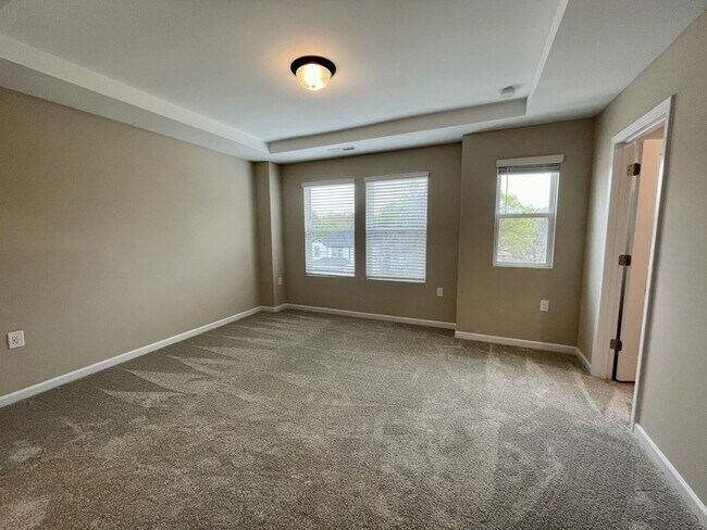 Building Photo - 413 Diversity Wy