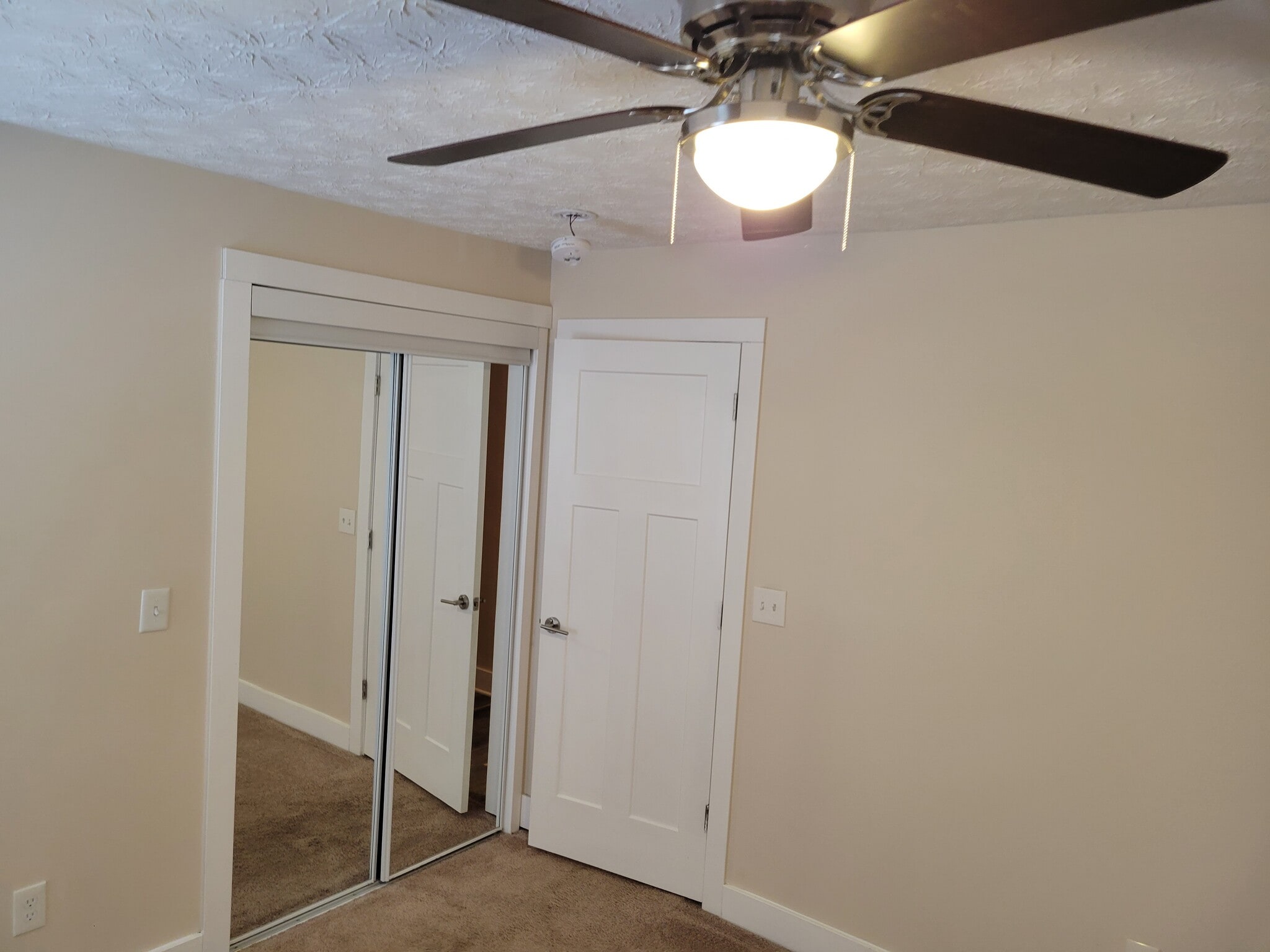 Building Photo - 1026 Ash St