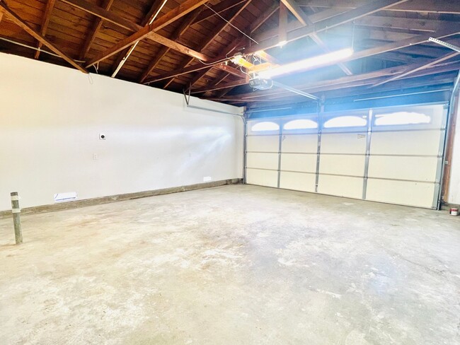 Building Photo - Welcome to 17907 Pirse Ave – Your Dream Ho...