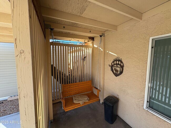 Building Photo - 5535 W Willow Ave