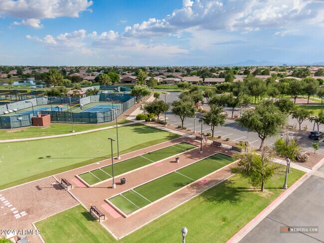 Building Photo - 20500 N Big Dipper Dr