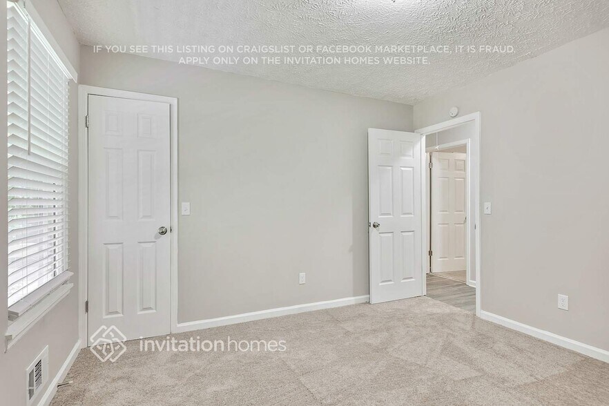 Building Photo - 4523 Housworth Dr