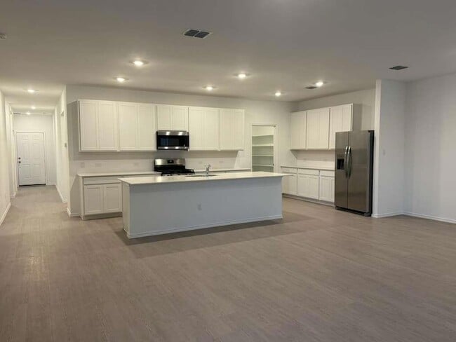 Building Photo - 18022 Lark Sparrow Dr