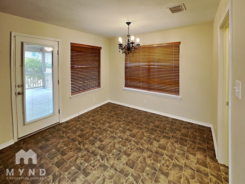 Building Photo - 8930 Wolff Vista