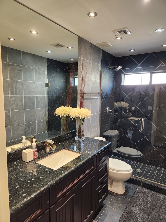 Building Photo - 8157 E Cortez Dr