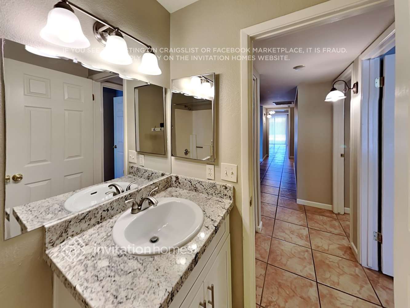 Building Photo - 708 W Nopal Pl