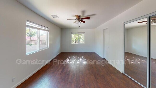 Building Photo - 6203 Mesita Dr