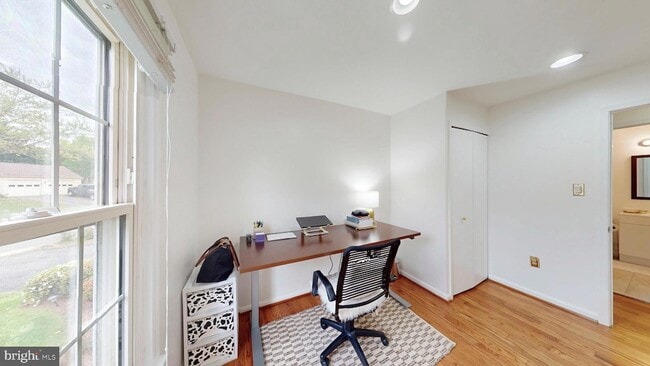 Building Photo - 10200 McKean Ct