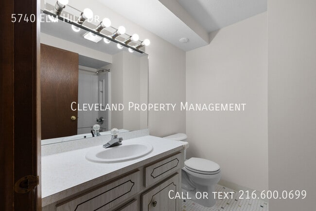 Building Photo - 5740 Elm Hill Dr