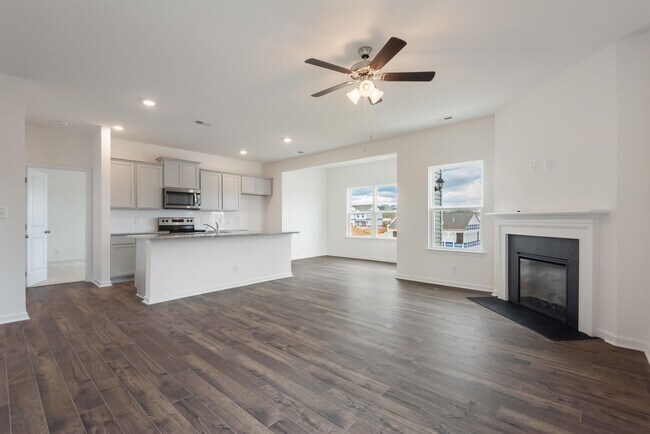 Building Photo - 124 Kaley Ln