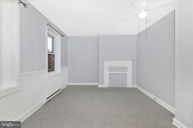 Building Photo - 326 E Patrick St