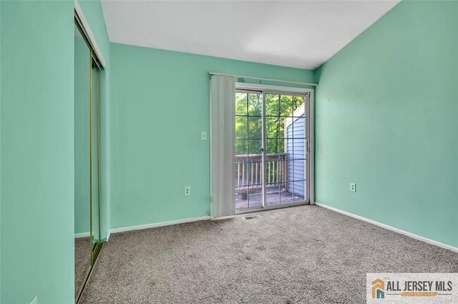 Building Photo - 6092 Cedar Ct