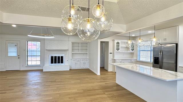 Building Photo - 3915 Spring Hollow Dr