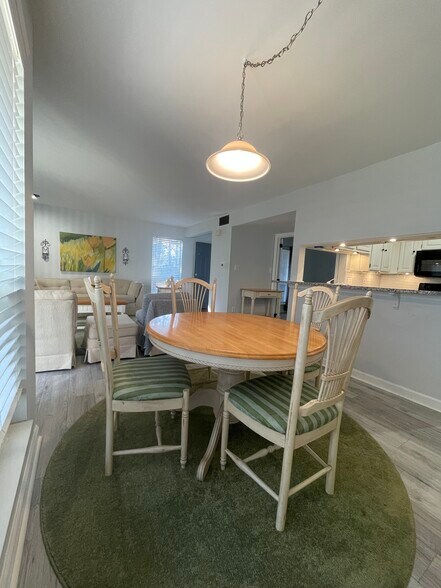 Building Photo - 7412 Ashfield Ct