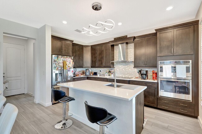 Building Photo - 3244 Dunning Dr