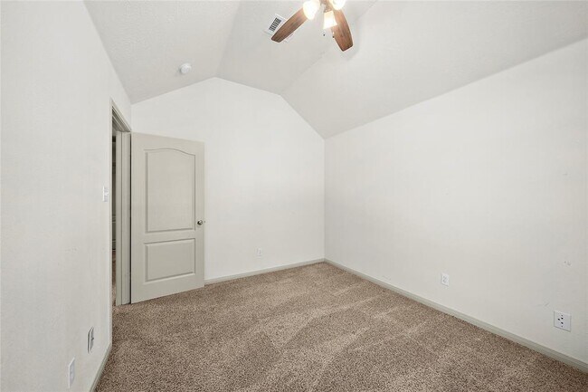 Building Photo - 14807 Swift River Ln