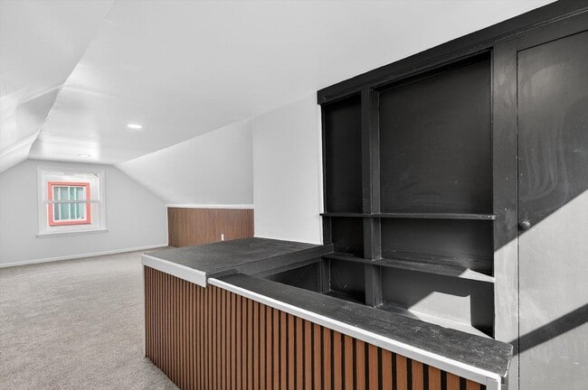 Building Photo - 8449 Penrod St